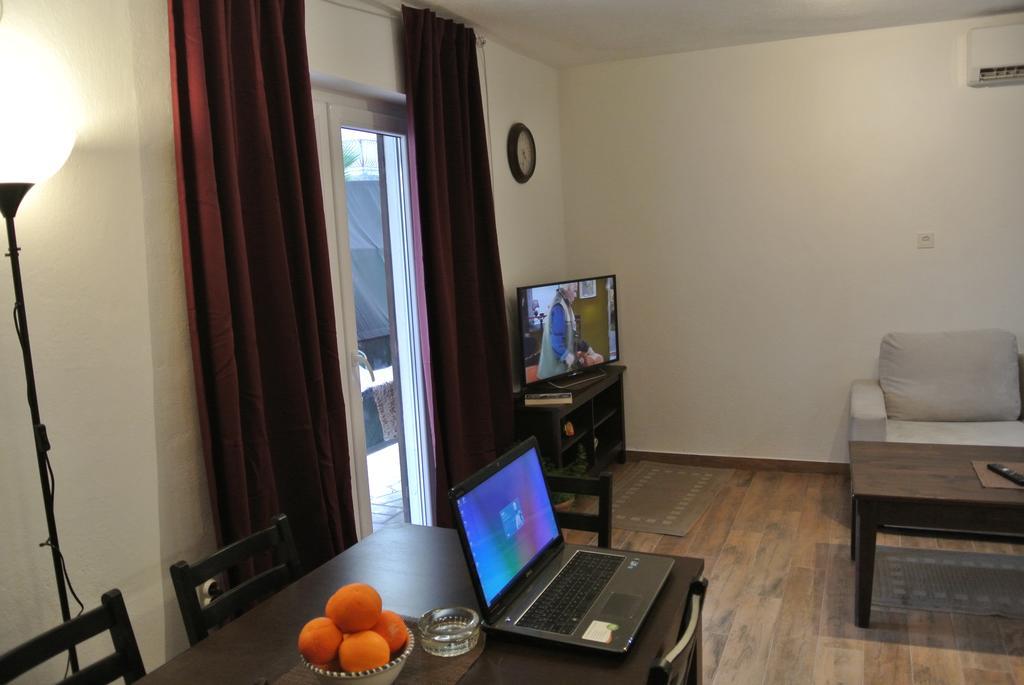 Apartments Priko Stari Grad  Quarto foto